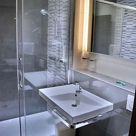 Hotel Fiesa 3*