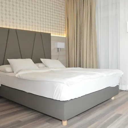 Hotel Hotel Fiesa 3*