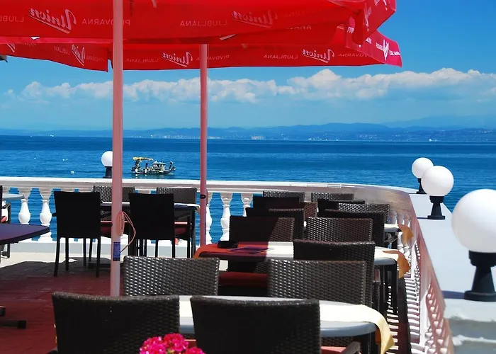 Hotel Fiesa Ξενοδοχείο Πιράν