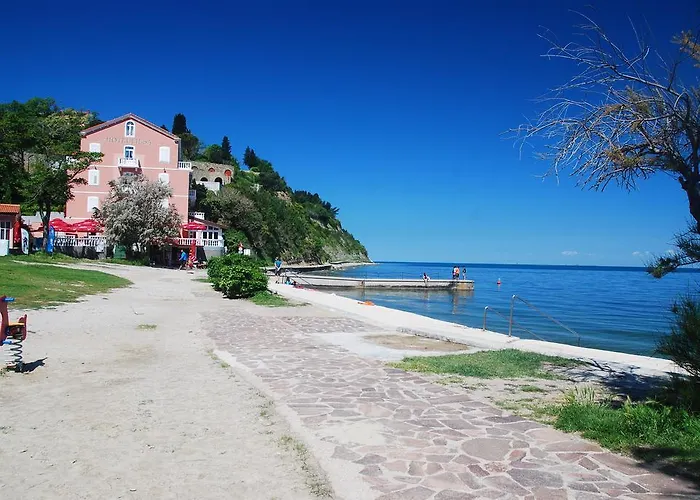 Hotel Fiesa 3* Πιράν