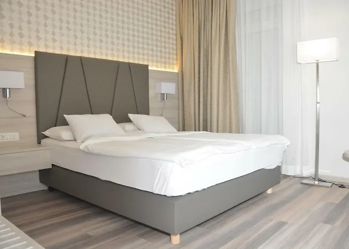 Ξενοδοχείο Hotel Fiesa 3*